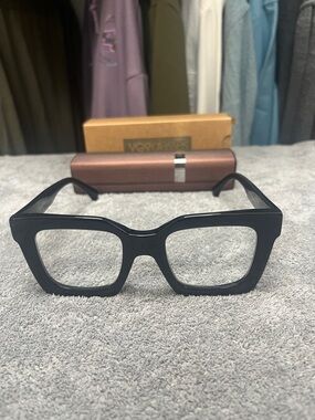 Bold Black Square Frame Reading Glasses “The Piper” 2.25 with Box and case